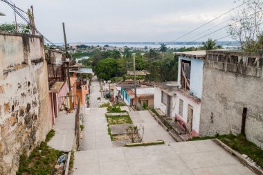 Merdivenler: Matanzas, Cuba ortasına bir sokak görünümü