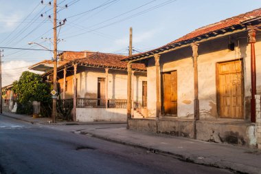 Santiago de Cuba, Cuba Tivoli Mahallesi'nde Sokak Görünümü