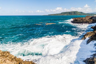 Baracoa, Küba'da kıyısında arka plan