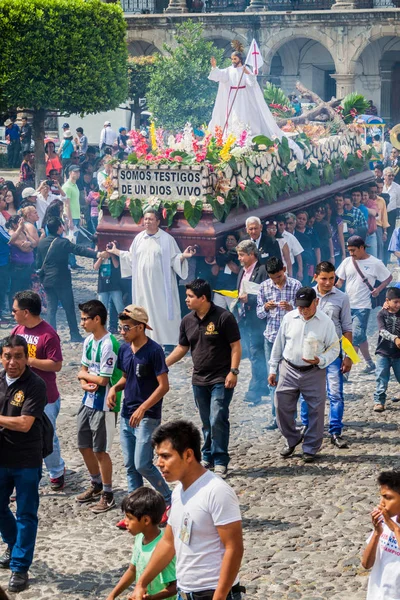 Antigua Guatemala März 2016 Teilnehmer Der Prozession Ostersonntag Antigua Guatemala — Stockfoto