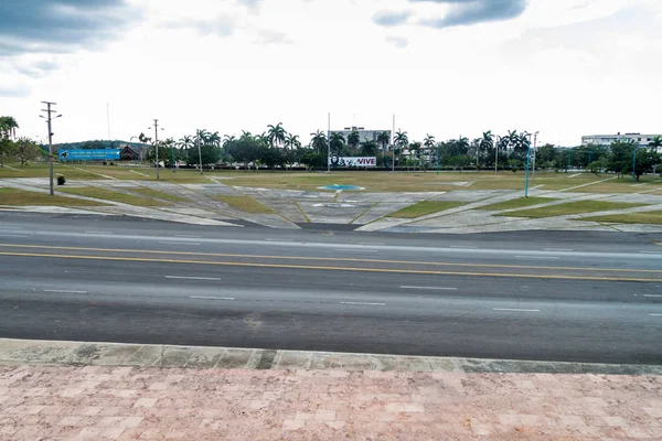 Plaza de la Revoluciön (kare devrim) Las Tunas.