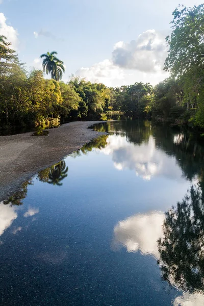 Kleiner Fluss Der Nähe Von Baracoa Kuba — Stockfoto