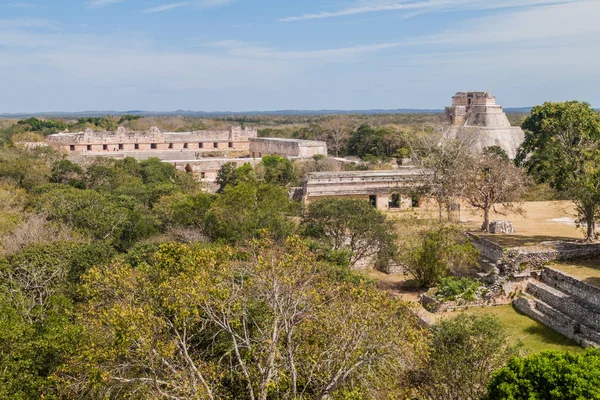 Antik Maya şehir Uxmal, Meksika kalıntıları havadan görünümü
