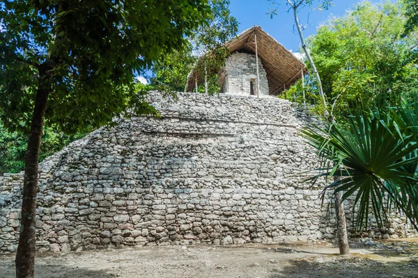 Coba Meksika Maya Şehir Kalıntıları Boyalı Lento Piramidi — Stok fotoğraf