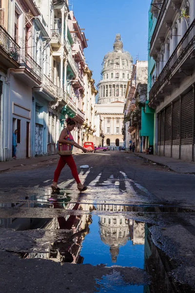 Havana Cuba Feb 2016 Barcelona Street Leidt Tot Nationale Capitol — Stockfoto