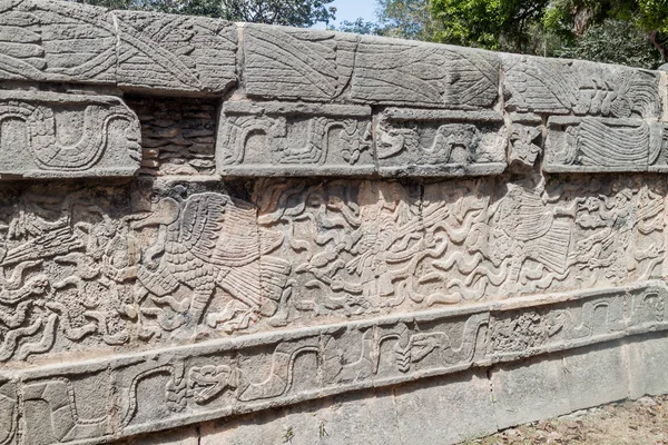 Gravures Het Platform Van Eagles Jaguars Archeologische Site Chichen Itza — Stockfoto