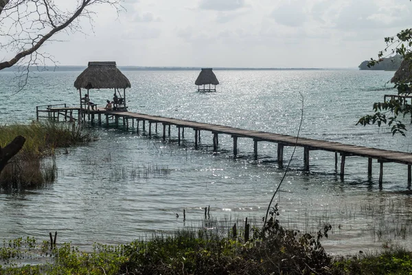Kulübe Peten Itza Gölü, Guatemala