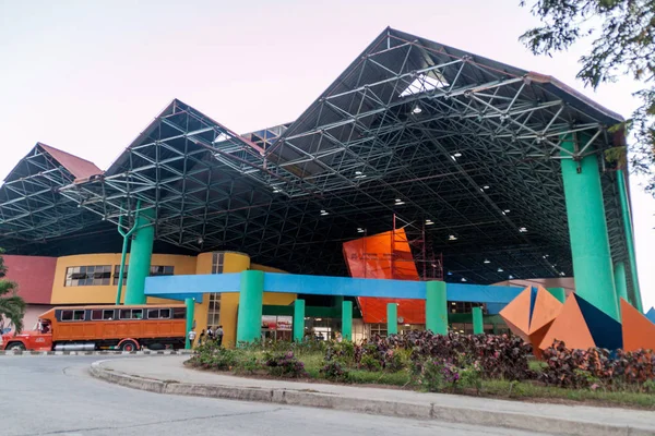 Santiago De Cuba, Cuba - 6 Şubat 2016: Santiago de Cuba tren istasyonunda görünümünü.