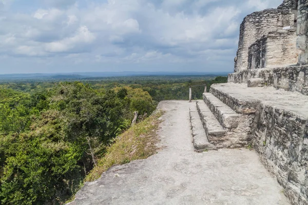 Struttura 216 Presso Sito Archeologico Yaxha Guatemala — Foto Stock