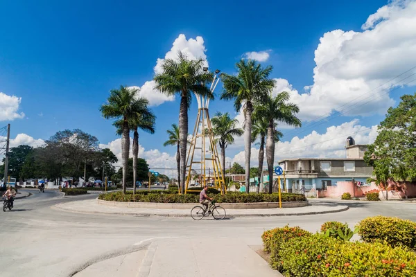 Las Tunas Cuba Jan 2016 Rounabout Primera Enero Avenue Las — Stockfoto