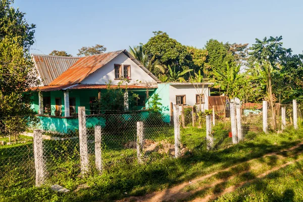 Небольшой Дом Городе Раксруха Гватемала — стоковое фото
