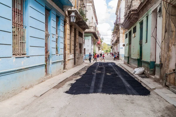 Habana Cuba Febrero 2016 Tramo Nuevo Pavimento Una Calle Del — Foto de Stock
