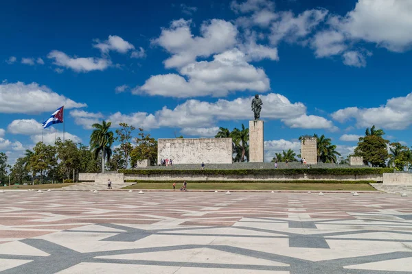 Santa Clara Kuba Luty 2016 Turystów Odwiedza Pomnik Che Guevary — Zdjęcie stockowe