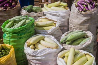 Colombo, Sri Lanka - 26 Temmuz 2016: çanta sebze Manning Market Colombo, Sri Lanka