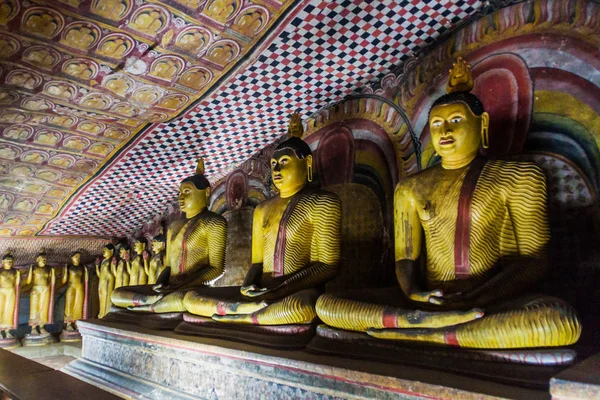 Boeddhabeelden Een Grot Van Dambulla Cave Tempel Sri Lanka — Stockfoto