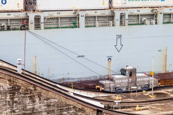 Gatunmeer Panama Mei 2016 Elektrische Locomotief Bekend Als Mule Begeleiden — Stockfoto