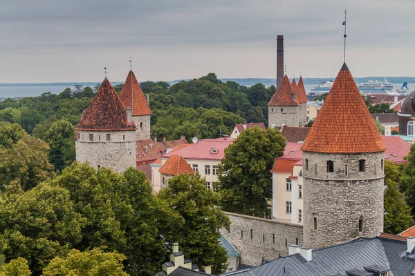 Věže Opevnění Starého Města Tallinn Estonsko — Stock fotografie