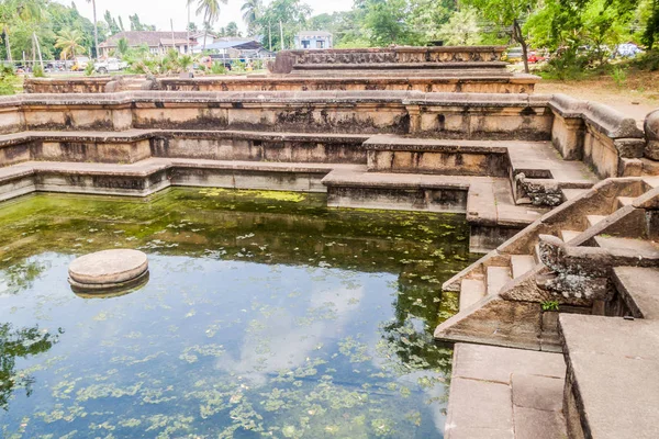 Baden Van Zwembad Kumara Pokuna Bij Oude Stad Polonnaruwa Sri — Stockfoto