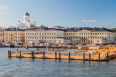 Helsinki, Finlandiya - 24 Ağustos 2016: Helsinki havuz yüzen deniz spa ve sağlıklı yaşam merkezi