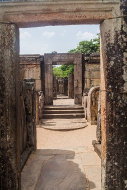Hatadage, antik kalıntı tapınak şehrin Polonnaruwa, Sri Lanka