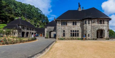 Haputale, Sri Lanka - 16 Temmuz 2016: Adisham Manastırı yakınındaki Haputale.