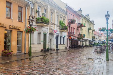 Kaunas, Litvanya - 16 Ağustos 2016: Vilniaus görünüm gatve Kaunas, Litvanya sokak.