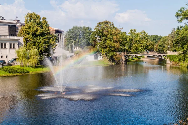 Fontein Een Gracht Rond Oude Stad Van Riga Letland — Stockfoto