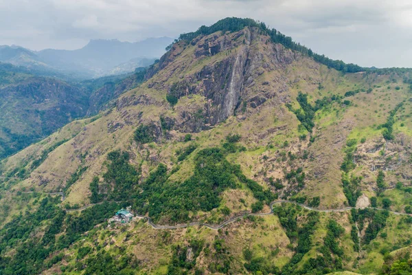 Sinuoso Camino Montaña Cerca Ella Sri Lanka —  Fotos de Stock