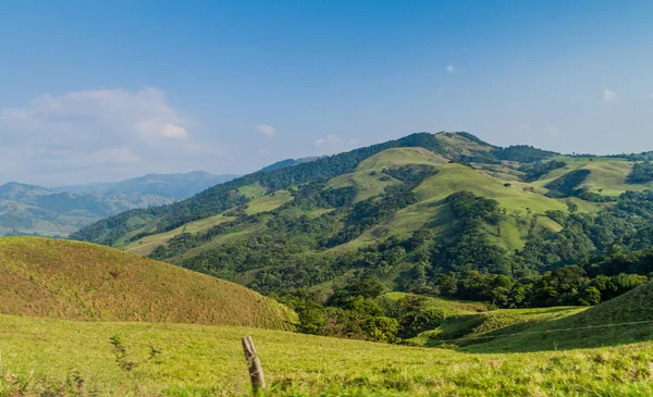 Tilaran dağlar Kosta Rika manzara