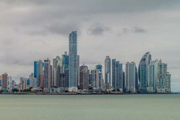 Silhuett Panama City Bakgrund — Stockfoto