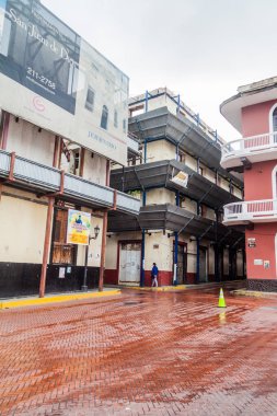 Panama City, Panama - 27 Mayıs 2016: İskele Casco Viejo (Old Town) Panama City, harap binalarda