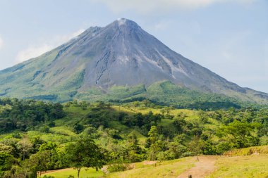 Volkan Arernal, Costa Rica