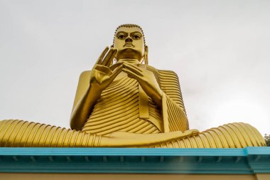 Buddhaa heykel başta-in altın tapınak Dambulla, Sri Lanka