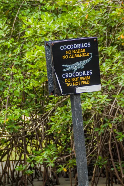 Krokodil Warnschild Nationalpark Manuel Antonio Costa Rica — Stockfoto