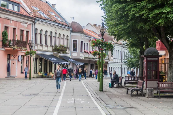 Kaunas Litvanya Ağustos 2016 Arnavut Kaldırımlı Sokakta Kaunas Litvanya — Stok fotoğraf