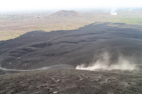 Turista Abordaje Volcánico Desde Volcán Cerro Negro Nicaragua — Foto de Stock