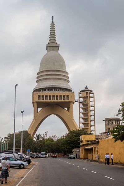Colombo Sri Lanka Lipca 2016 Stupa Sambodhi Chaithya Jayanthi Chaithya — Zdjęcie stockowe