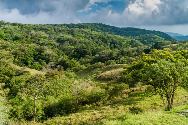 Santa Elena Köyü, Kosta Rika çevresindeki kırsal