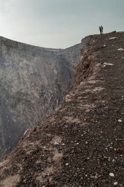 Telica, Nicargaua - 26 Nisan 2016: Telica yanardağ krater, Nikaragua kenarında, turist