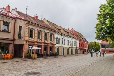 Kaunas, Litvanya - 17 Ağustos 2016: Vilniaus görünüm gatve Kaunas, Litvanya sokak.