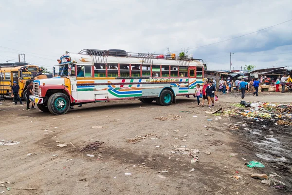 Masaya Nicaragua April 2016 Lokale Busse Namens Chicken Bus Busterminal — Stockfoto