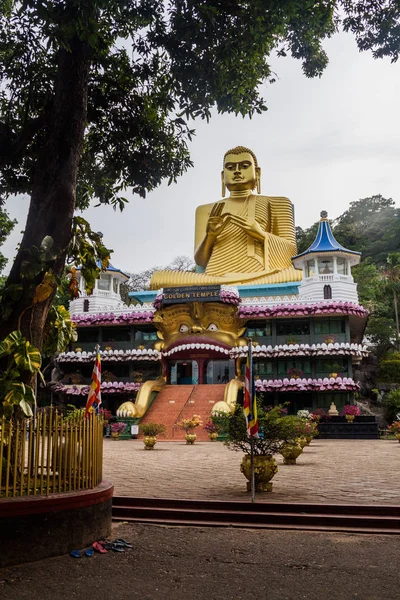 黄金寺院ダンブッラ スリランカで — ストック写真