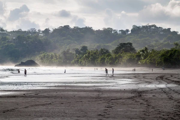 Manuel Antonio Costa Rica Mayo 2016 Personas Una Playa Pueblo — Foto de Stock
