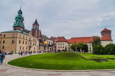 Krakow, Polonya - 3 Eylül 2016: Wawel Kalesi, Krakow, Polonya