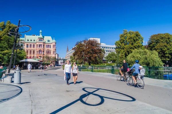 Malmö Sveç Ağustos 2016 Kişi Üzerinde Malmo Sveç Rorsjo Kanal — Stok fotoğraf