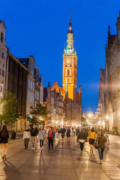 Gdansk Polonya Eylül 2016 Akşam Görünümünü Uzun Dluga Boyunca Insanlar — Stok fotoğraf