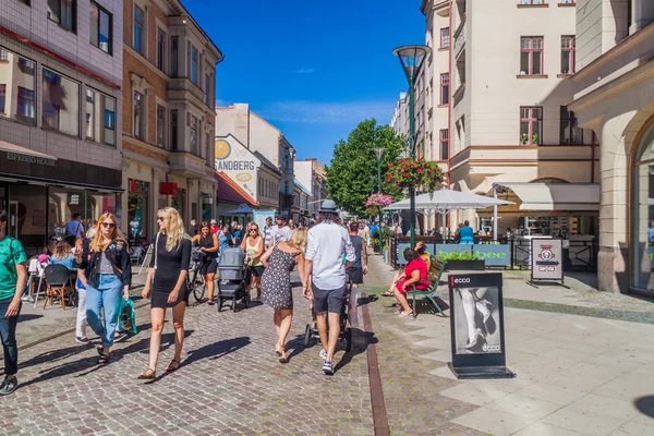 Malmo Suecia Agosto 2016 Gente Camina Por Peatonal Calle Sodra —  Fotos de Stock