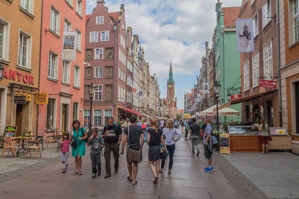 Gdansk Polonia Agosto 2016 Gente Camina Por Calle Long Dluga — Foto de Stock