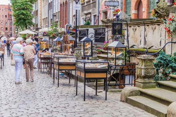 Gdaňsk Polsko Září 2016 Stánky Suvenýry Mariacka Street Gdaňsku Polsko — Stock fotografie