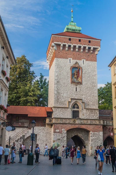 Krakow, Polonya - 4 Eylül 2016: Florian's gate Krakow.